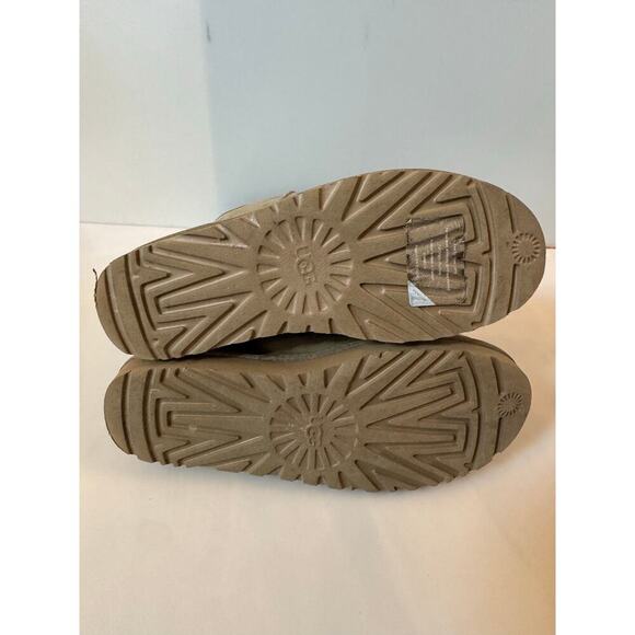 UGG Women's Classic Tall Fashion Boot - Picture 7 of 7